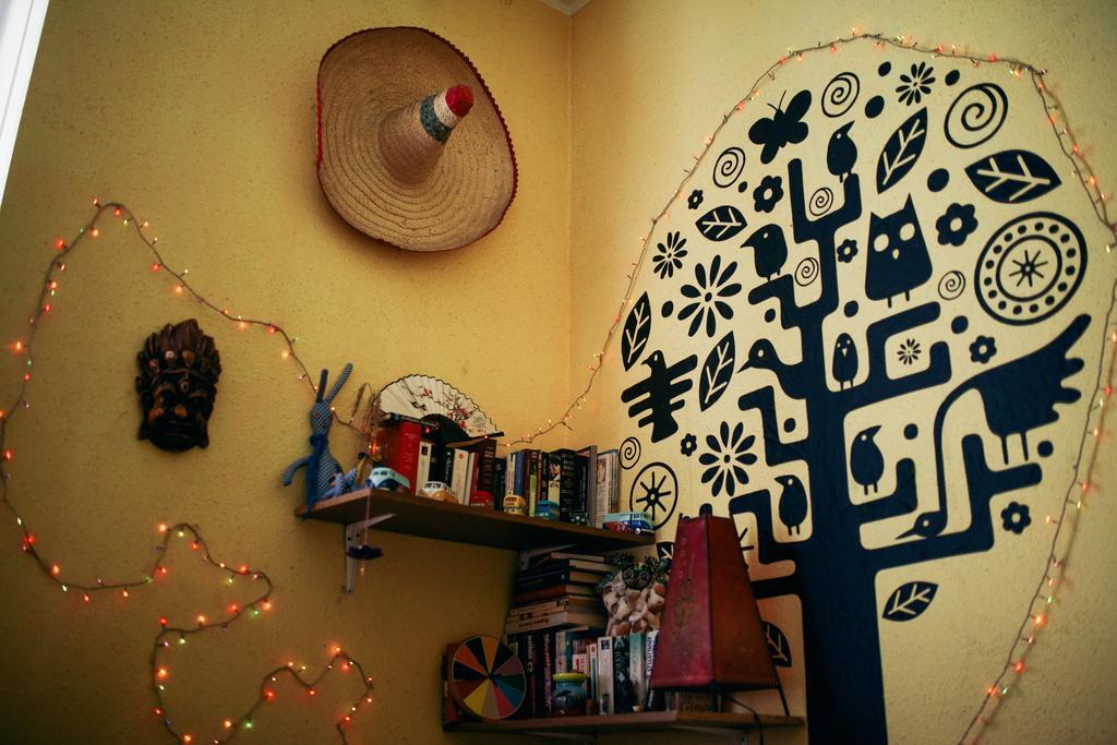 Magic Bus Kiev Hostel Экстерьер фото