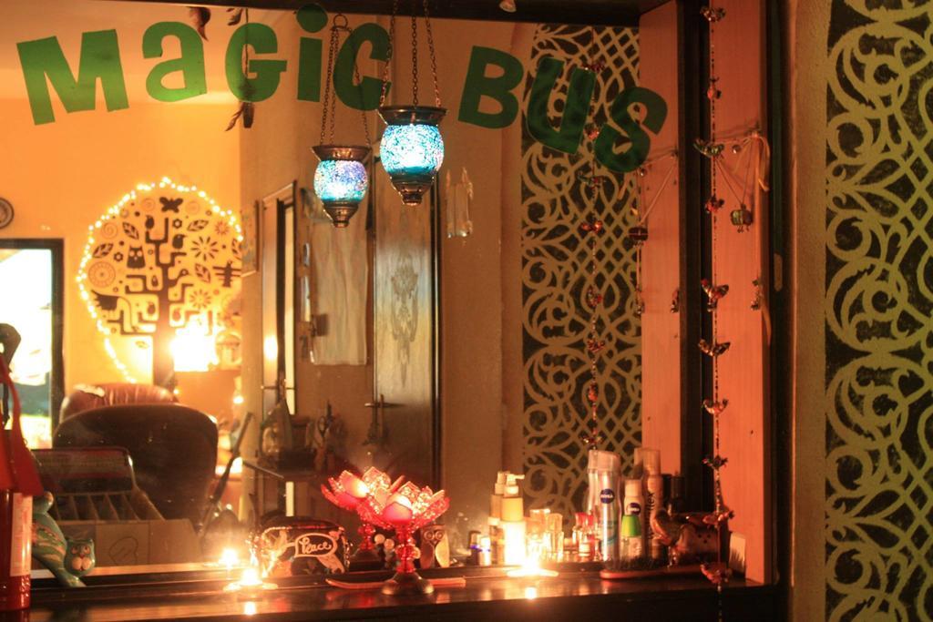 Magic Bus Kiev Hostel Экстерьер фото